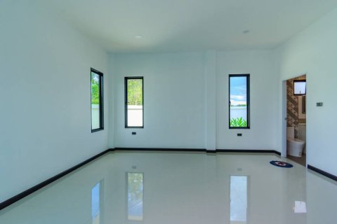Chalet de 3 dormitorios en Hua Hin, Tailandia № 146895 - foto 6