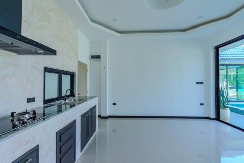 Chalet de 3 dormitorios en Hua Hin, Tailandia № 146895 - foto 9