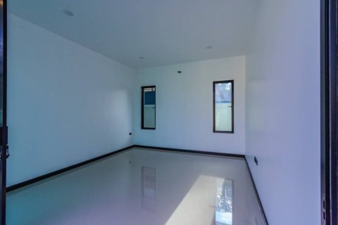 Chalet de 3 dormitorios en Hua Hin, Tailandia № 146895 - foto 5