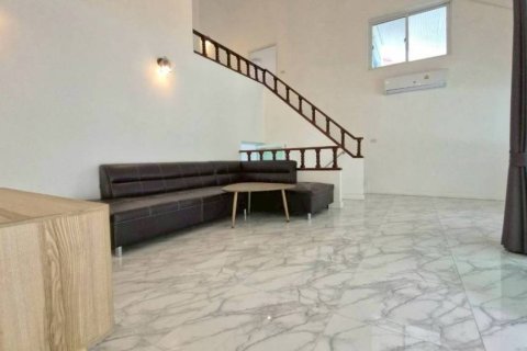 Casa de 3 dormitorios en Pattaya, Tailandia № 146900 - foto 4