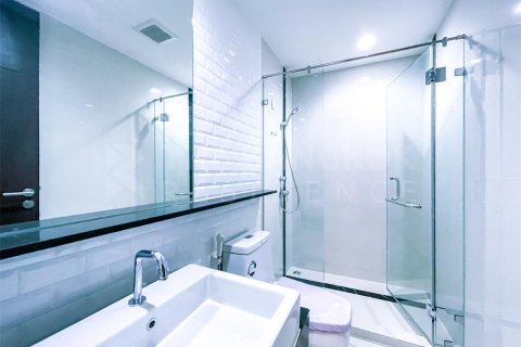 Condominio de 2 dormitorios en Bangkok, Tailandia № 184994 - foto 8