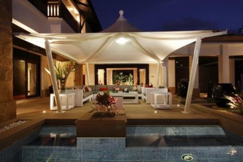 Casa de 3 dormitorios en Bang Tao, Tailandia № 177781 - foto 14
