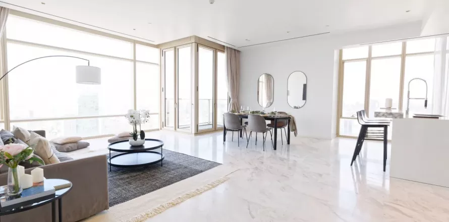 Condominio de 3 dormitorios en Sathon, Bangkok, Tailandia № 134411