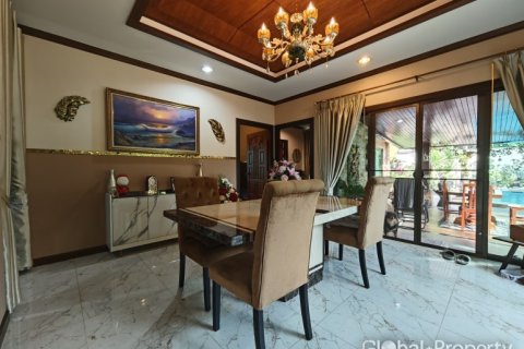 Haus in Pattaya, Thailand 3 Schlafzimmer № 152372 - Foto 2