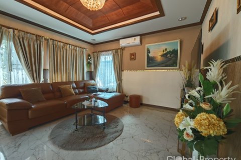 Haus in Pattaya, Thailand 3 Schlafzimmer № 152372 - Foto 5