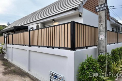 Casa de 3 dormitorios en Pattaya, Tailandia № 152370 - foto 6