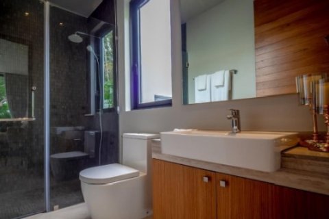 Chalet de 3 dormitorios en Phuket, Tailandia № 191194 - foto 8