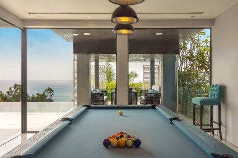 Chalet de 6 dormitorios en Kamala, Tailandia № 191196 - foto 16