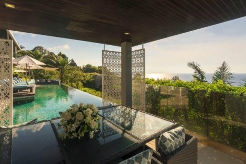 Chalet de 6 dormitorios en Kamala, Tailandia № 191196 - foto 13