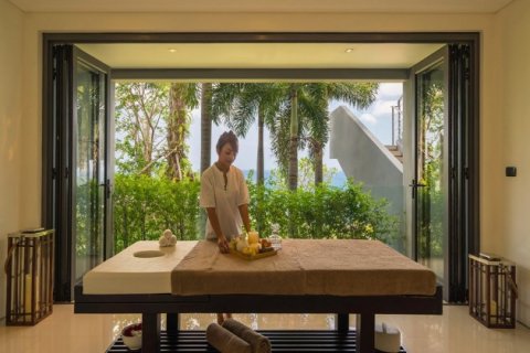 Chalet de 6 dormitorios en Kamala, Tailandia № 191196 - foto 14