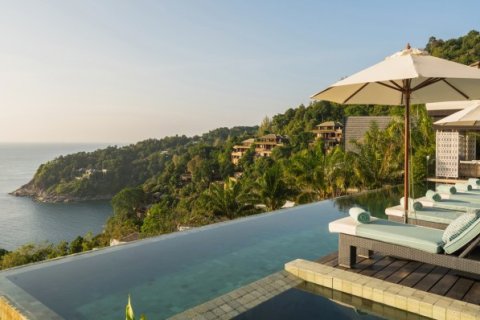 Chalet de 6 dormitorios en Kamala, Tailandia № 191196 - foto 2