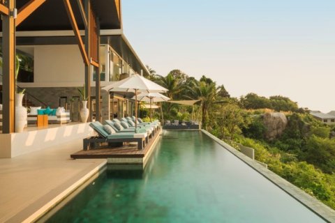 Chalet de 6 dormitorios en Kamala, Tailandia № 191196 - foto 5