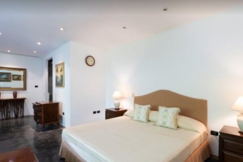 Villa in Kamala, Thailand 5 bedrooms № 191195 - photo 16