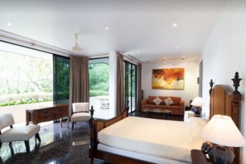 Villa in Kamala, Thailand 5 bedrooms № 191195 - photo 25