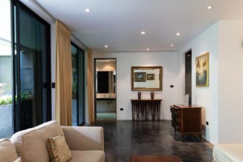 Villa in Kamala, Thailand 5 bedrooms № 191195 - photo 17