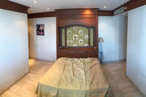 Condominio de 2 dormitorios en Yan Nawa, Bangkok, Tailandia № 138543 - foto 9