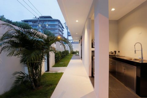 Casa de 6 dormitorios en Pattaya, Tailandia № 8849 - foto 8