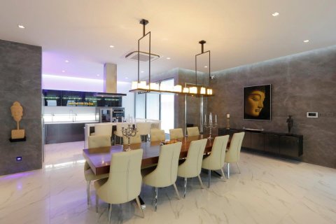 Casa de 6 dormitorios en Pattaya, Tailandia № 8849 - foto 11