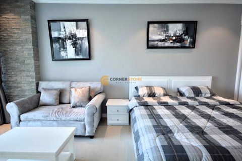 Condominio de 1 dormitorio en Jomtien Beach, Pattaya, Tailandia № 204857 - foto 2
