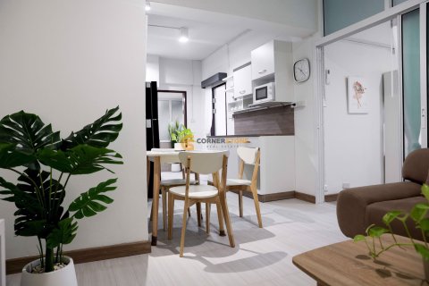 Studio dans le Condo sur Jomtien Beach, Pattaya, Thaïlande  № 204856