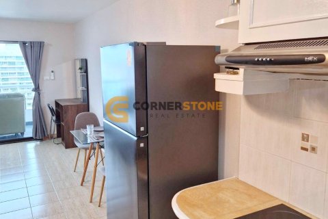 Condominio de 1 dormitorio en Jomtien Beach, Pattaya, Tailandia № 204854 - foto 4