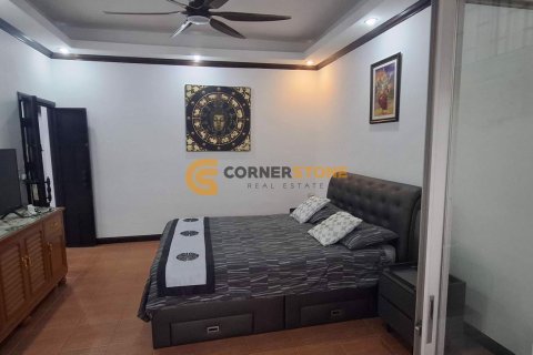 Estudio en el condominio en Jomtien Beach, Pattaya, Tailandia № 204859 - foto 3