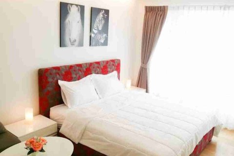 Eigentumswohnung in Bangkok, Thailand, 1 Schlafzimmer  № 183366 - Foto 3