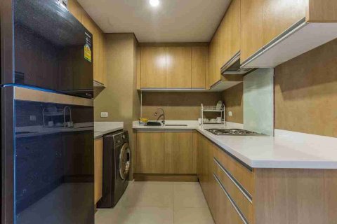 Condominio de 2 dormitorios en Bangkok, Tailandia № 183367 - foto 15
