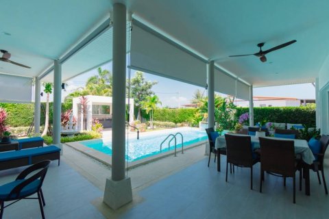 Chalet de 3 dormitorios en Hua Hin, Tailandia № 172888 - foto 10