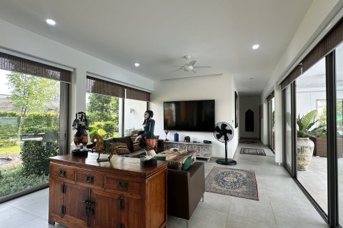 Chalet de 3 dormitorios en Hang Dong, Tailandia № 154290 - foto 12