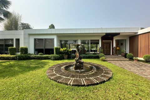 Chalet de 3 dormitorios en Hang Dong, Tailandia № 154290 - foto 7
