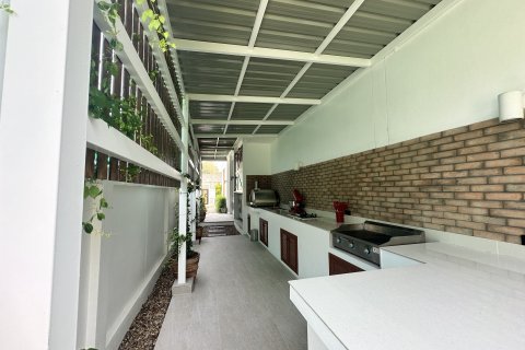 Chalet de 3 dormitorios en Hang Dong, Tailandia № 154290 - foto 23
