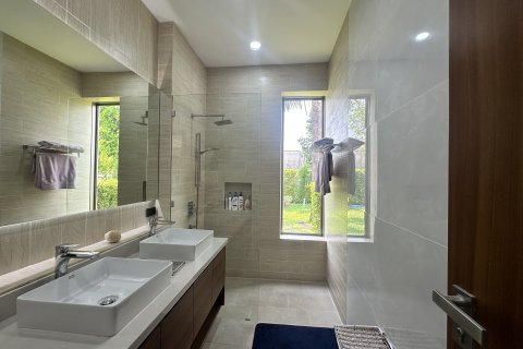 Chalet de 3 dormitorios en Hang Dong, Tailandia № 154290 - foto 5