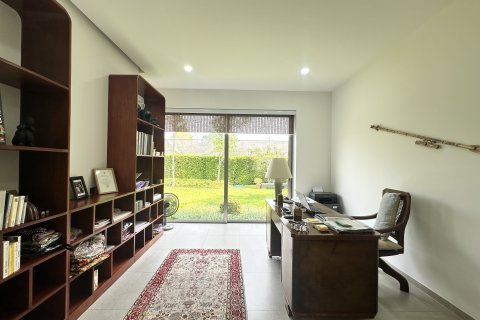 Chalet de 3 dormitorios en Hang Dong, Tailandia № 154290 - foto 17