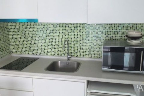 Condominio de 1 dormitorio en Jomtien Beach, Pattaya, Tailandia № 204261 - foto 2
