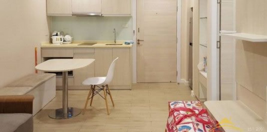 Condominio de 1 dormitorio en Jomtien Beach, Pattaya, Tailandia № 204260