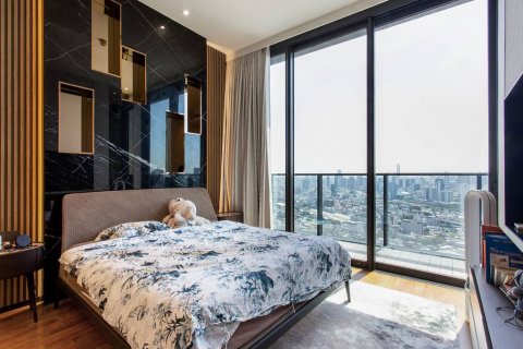 Condominio de 4 dormitorios en Khlong San, Bangkok, Tailandia № 133646 - foto 17