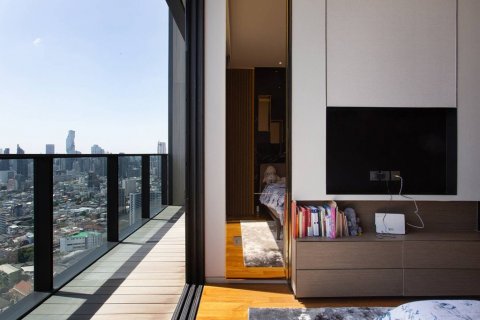 Condominio de 4 dormitorios en Khlong San, Bangkok, Tailandia № 133646 - foto 19