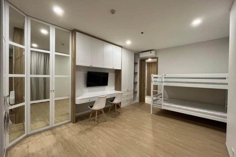 Ático de 2 dormitorios en Sathon, Bangkok, Tailandia № 133641 - foto 12