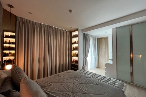 Ático de 2 dormitorios en Sathon, Bangkok, Tailandia № 133641 - foto 11
