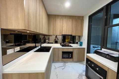 Ático de 2 dormitorios en Sathon, Bangkok, Tailandia № 133641 - foto 6