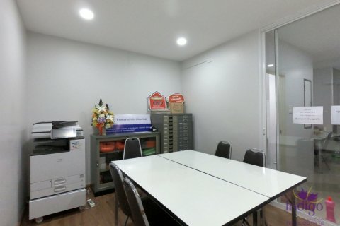 Commercial property in Chiang Mai, Thailand 200 sq.m. № 200369 - photo 16