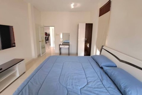 Casa de 3 dormitorios en Pattaya, Tailandia № 157635 - foto 13