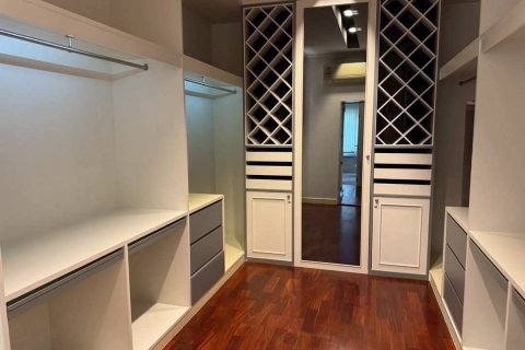 Chalet de 5 dormitorios en Taling Chan, Bangkok, Tailandia № 140718 - foto 9