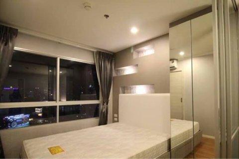 Condominio de 1 dormitorio en Bangkok, Tailandia № 206125 - foto 5