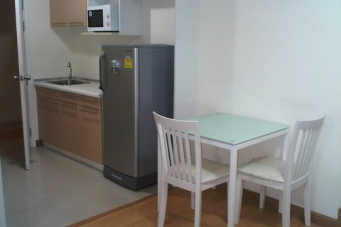 Condominio de 1 dormitorio en Bangkok, Tailandia № 206124 - foto 8
