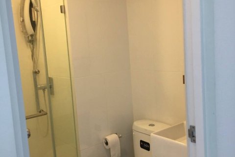 Estudio en el condominio en Sathon, Bangkok, Tailandia № 206123 - foto 7