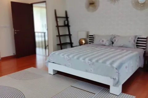 Casa de 3 dormitorios en Bang Tao, Tailandia № 171527 - foto 10