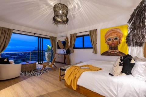 Chalet de 3 dormitorios en Ko Samui, Tailandia № 145650 - foto 19