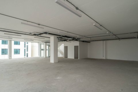 Oficina 1500 m2 en Bangkok, Tailandia № 180513 - foto 17